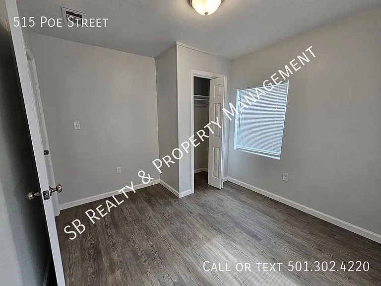 515 Poe St — Photo 11