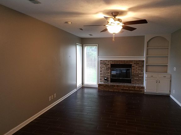 4th image of 1507 N 144th Avenue Cir