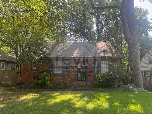 588 Watson St Photo 1