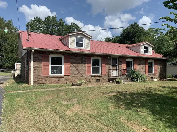 110 Steve Roberts Dr, Smyrna, TN 37167