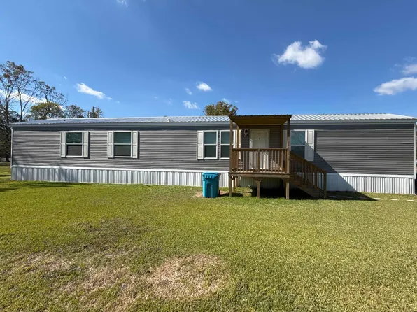 8710 Lebeau Rd, Livonia, LA 70755