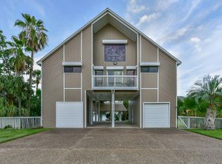 3417 Christmas Tree Point Rd, Galveston, TX 77554