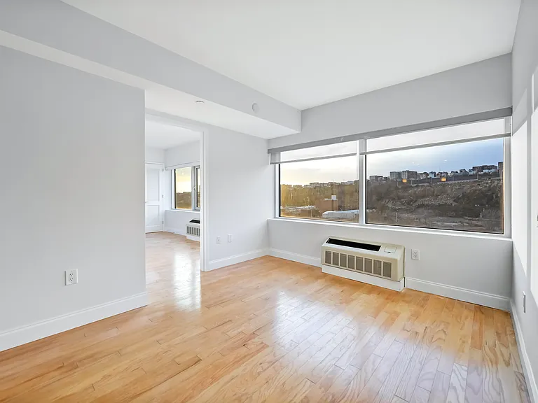 1701 Park Ave #902 — Photo 17