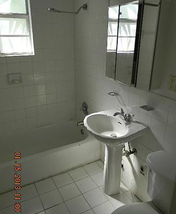 4th image of 359 Meridian Ave #A-209