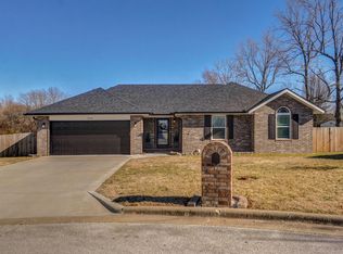 262 E Lapis Ave, Republic, MO 65738