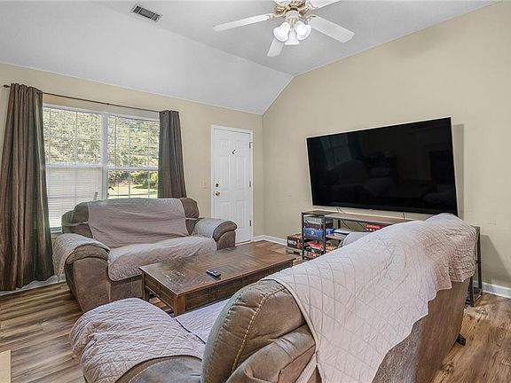 5th image of 27 Manning Mill Way