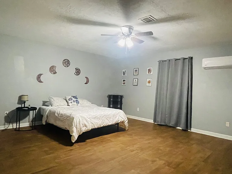 1709 Gandy St — Photo 18