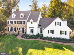 1908 Rochambeau Dr, Malvern, PA 19355