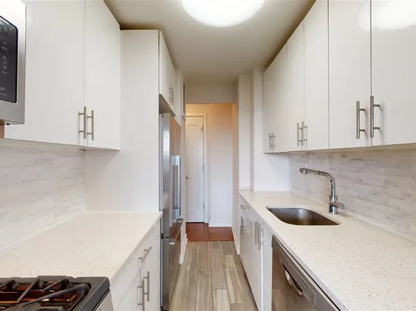 500 Central Avenue image 5 of 11