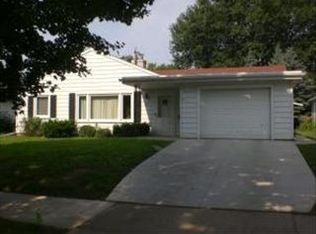 1417 16th Ave NW, Rochester, MN 55901