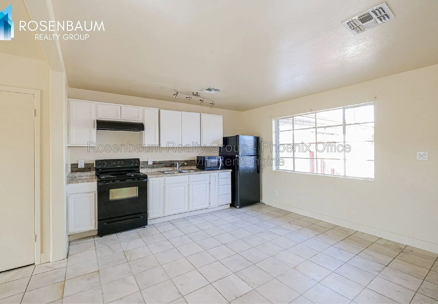 2 bed, 1.0 bath, 958 sqft, $1,325 — Photo 4