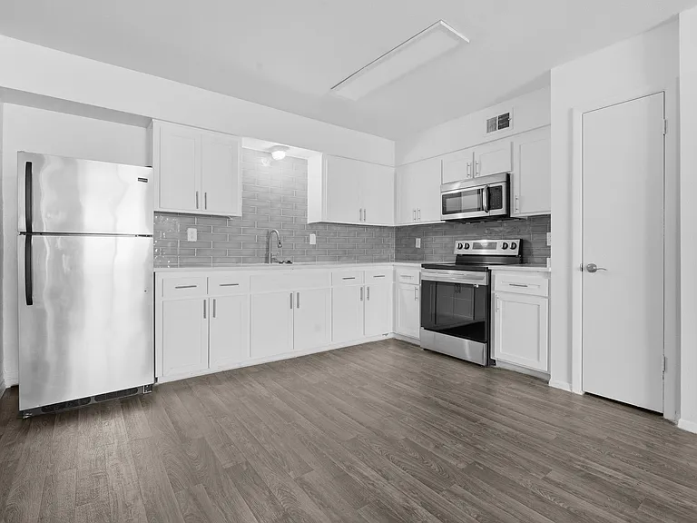 Thrive Tempe Apartments — Photo 23