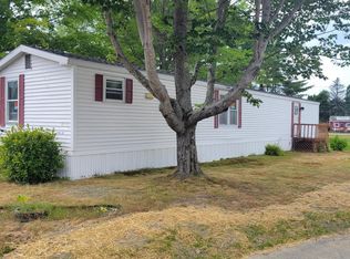 1 Autumn Ln, Lewiston, ME 04240