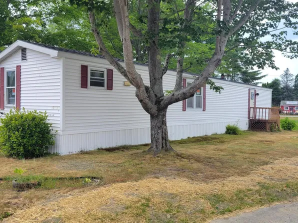 1 Autumn Lane, Lewiston, ME 04240