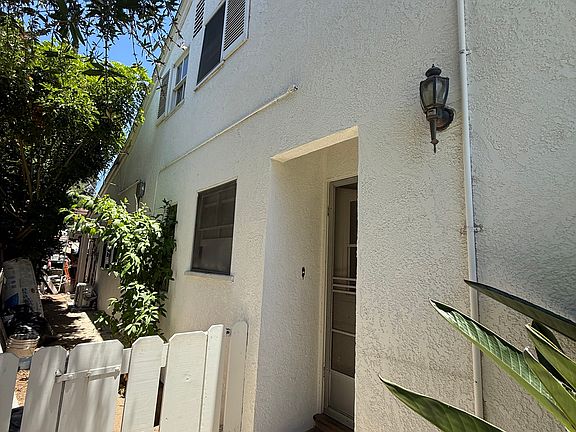 4th image of 14271 Eastridge Dr #A