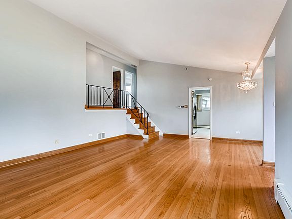 4th image of 3131 Bellwood Ln