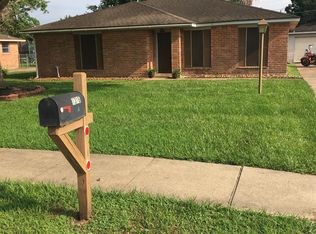 1316 Hospital Dr, Angleton, TX 77515