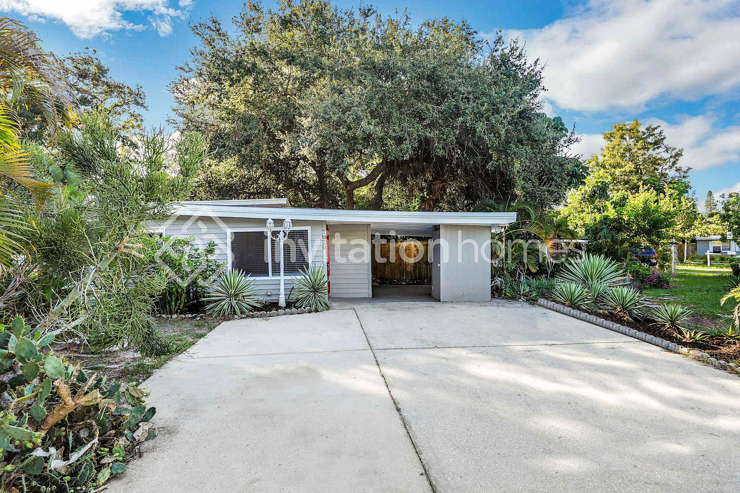 1020 65Th St S St. Petersburg, FL 33707 — Photo 1
