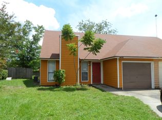 11521 S Fort Caroline Lakes Dr, Jacksonville, FL 32225