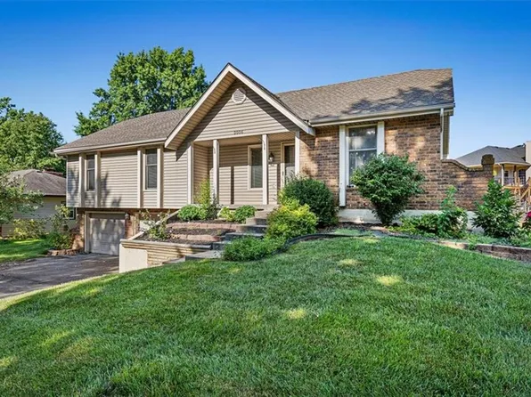 2006 Joy St, Excelsior Springs, MO 64024