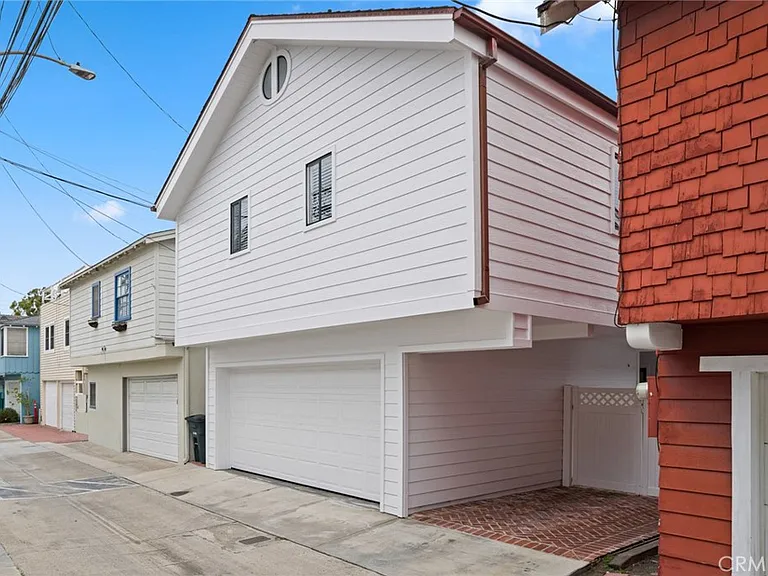 117 Marine Ave — Photo 34