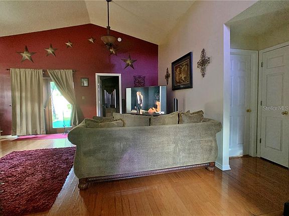 5th image of 11862 Hullbridge Ct