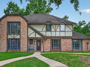 1011 Marne Ln, Houston, TX 77090