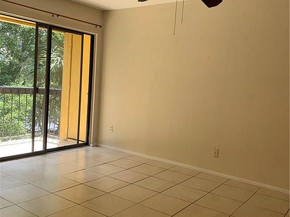 3rd image of 2875 Winkler Ave APT 519