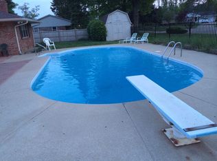 8206 S Meridian St, Indianapolis, IN 46217