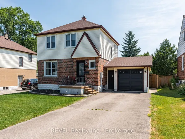 5682 Hanan Ave, Niagara Falls, ON L2G 4E6