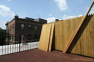 Rented by aptsandlofts.com