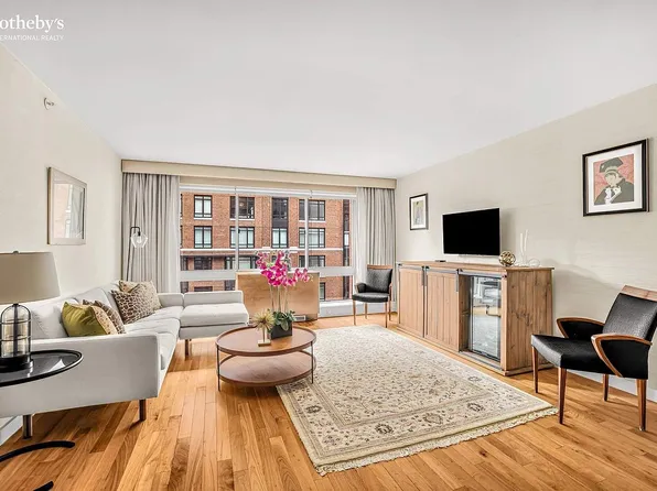 555 W 23rd St APT S10l, New York, NY 10011