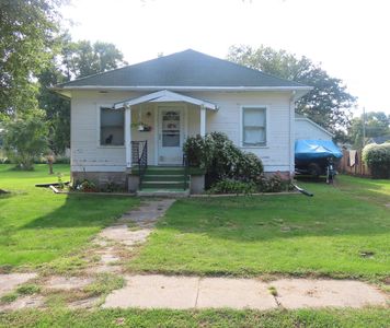 475 N 12th St, David City, NE, 68632