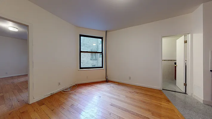 Rented by Bond New York | media 10