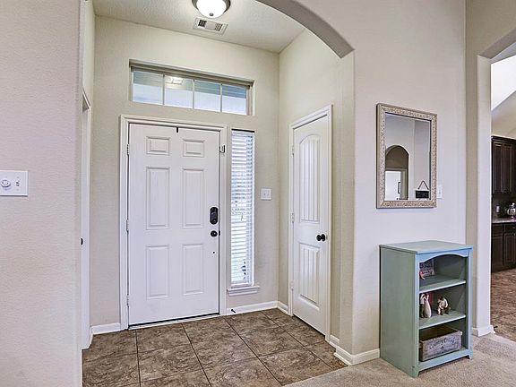 4th image of 11310 Crestbrook Park Ln