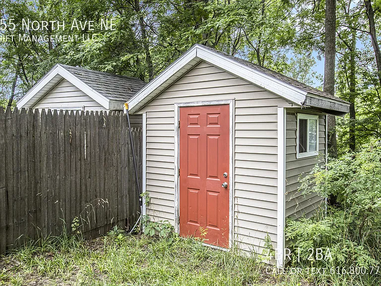 755 North Ave NE — Photo 22