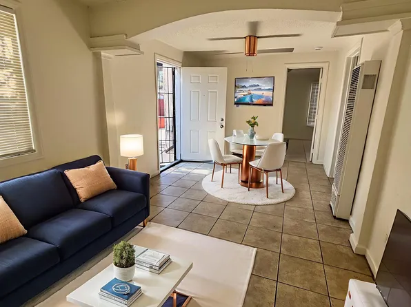 1402 N Willowbrook Ave #D, Compton, CA 90222