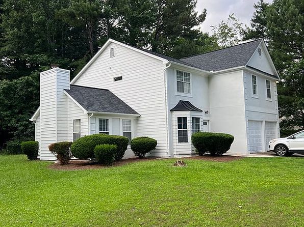 1345 Martinique Ct SW