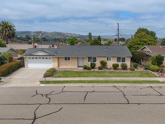 2nd image of 5561 Lorraine Ave