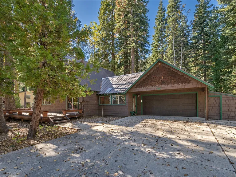 400 Grimsel Pass Rd — Photo 33