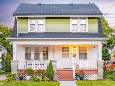 1274 Neptune Ave, Akron, OH, 44301