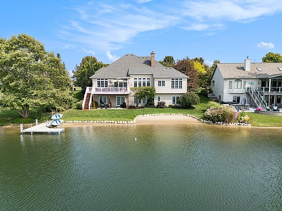 2nd image of 7739 Hidden Lake Dr