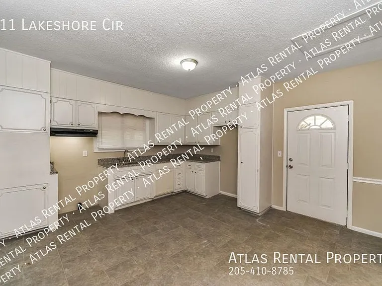 211 Lakeshore Cir — Photo 17