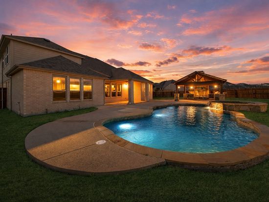 2044 Longbridge Rd, Forney, TX 75126