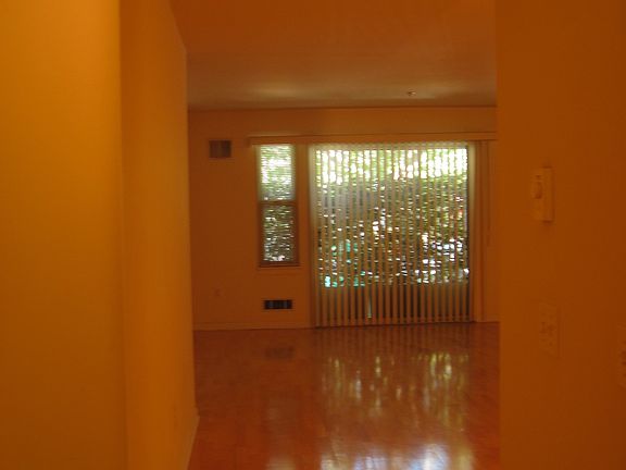 5th image of 600 Chestnut St APT 109