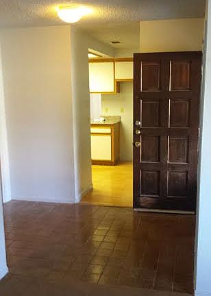 3rd image of 5412 48th Ave