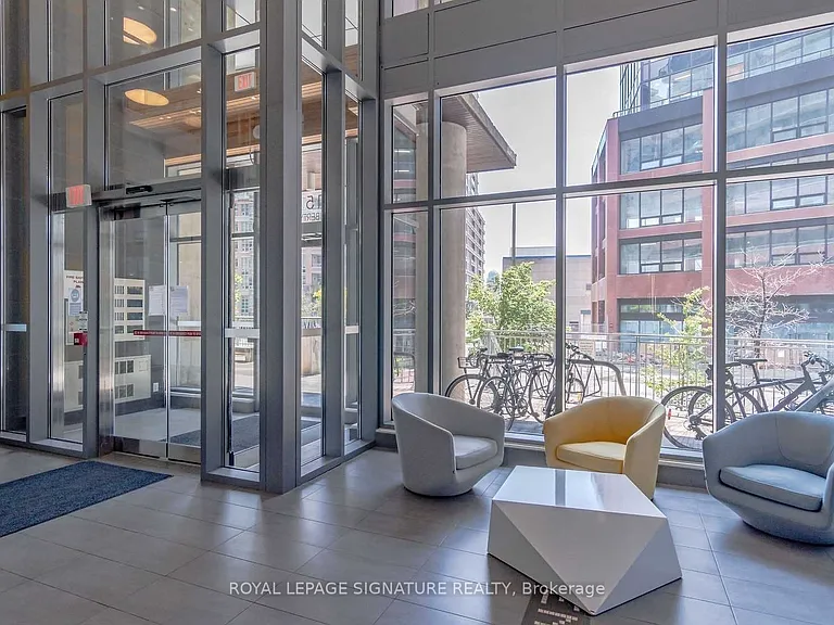 150 E Liberty St #1308 — Photo 3
