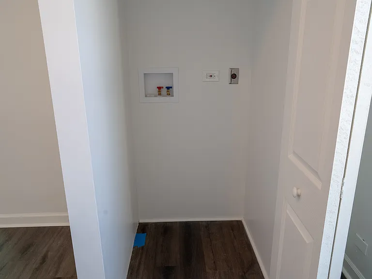 5047 W 25th St #2 — Photo 7