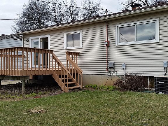 2nd image of 3219 Chadwick Dr