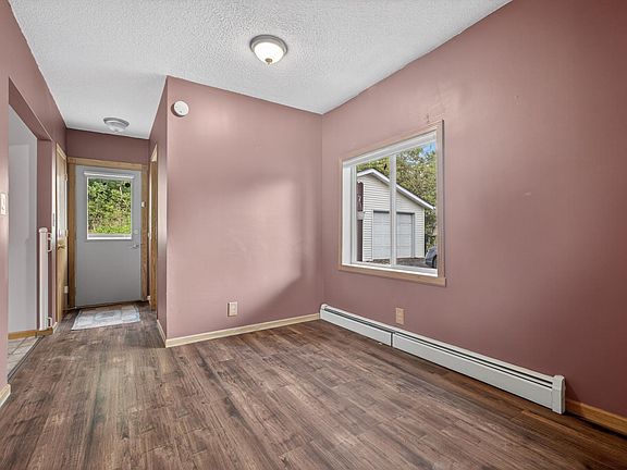 5th image of 430 S Vincent St